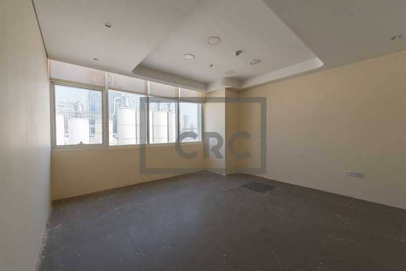 2 Semi Fitted Unit | Negotiable | Nice View