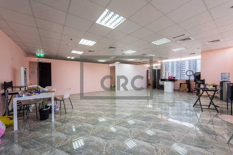7 Fitted | Marble Floor| Vacant | Corner Unit