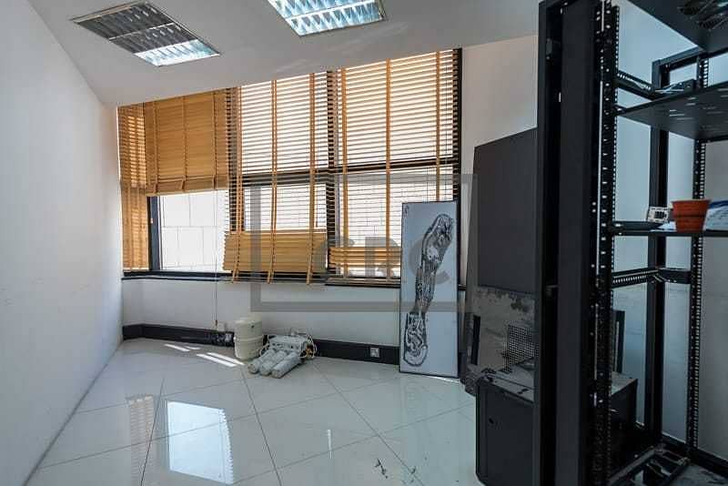 9 Fitted office in Bur Dubai/ Bank Street