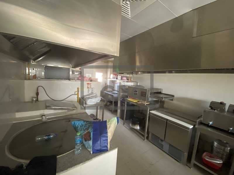 4 Facing main road | G+M | Fitted Restaurant