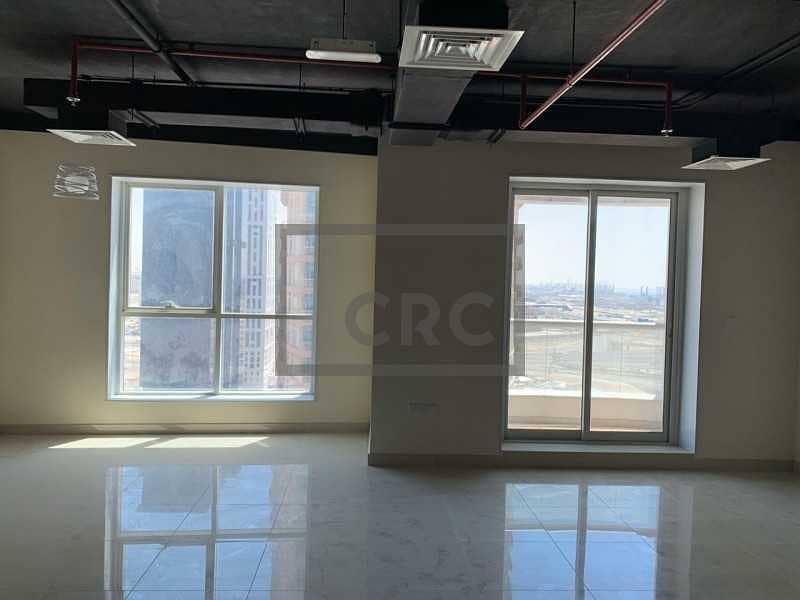 4 Stunning Office | Fitted with Balcony | Mid Floor