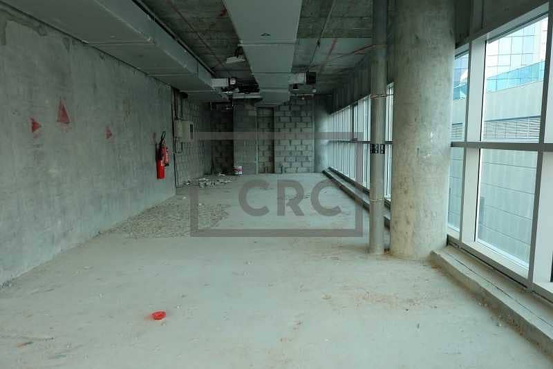7 Direct Parking | Canal View | Corner | Binary