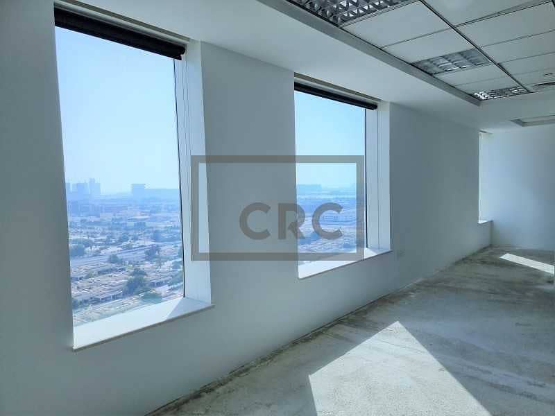 4 Fitted | Office | Sheikh Zayed Road | Main Road