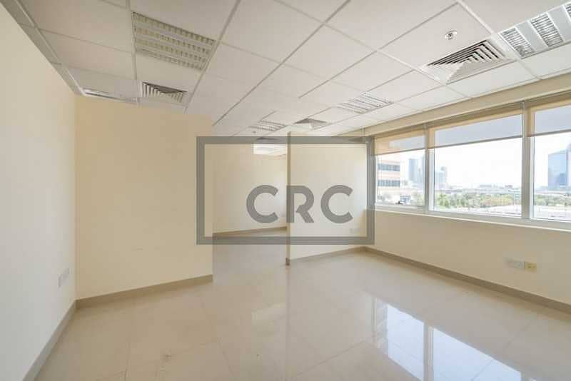 8 Fitted Office  | One Lake Plaza/ Close to Metro