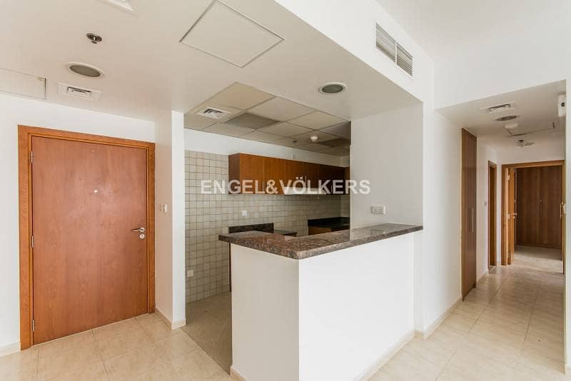 Vacant 2 Bed Apartment Skycourt Tower B.
