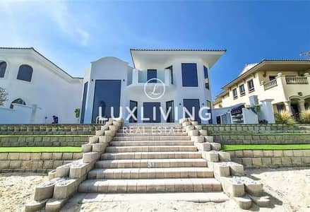 Central Rotunda Type | Ready | Waterfront Living