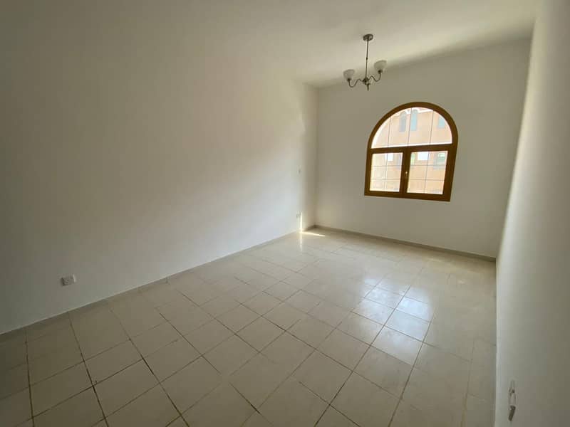 7 Vacant 2 bed | Spain cluster | Well-maintained