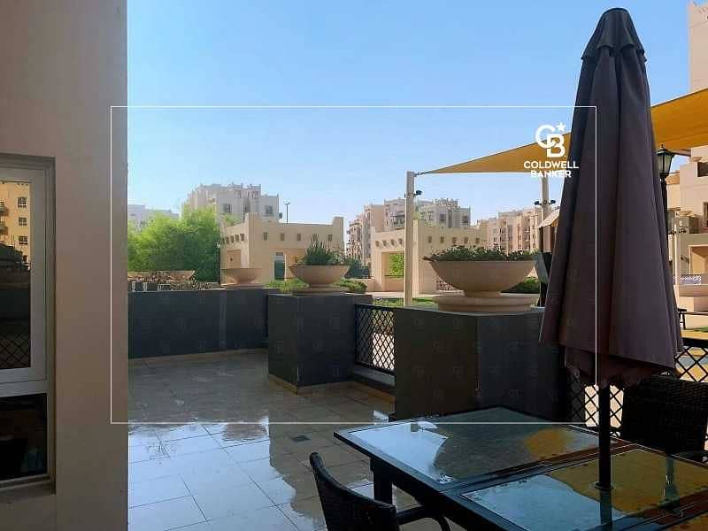 3 Beautiful One Bed |Large private terrace| Close Kitchen | Thamam 07