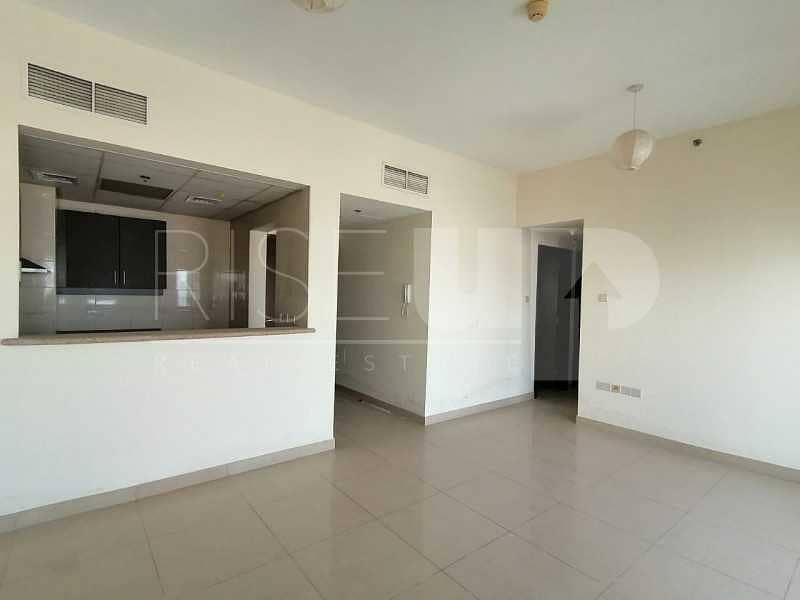 Spacious 2 Bedroom + Maid I Stunning Views I