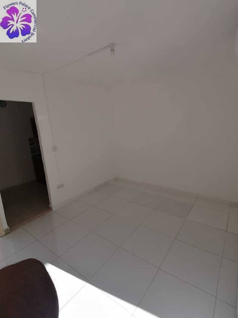 96 FOR RENT incloud  Studio in backe side unvirsal Hospital  delma strret 12 payment