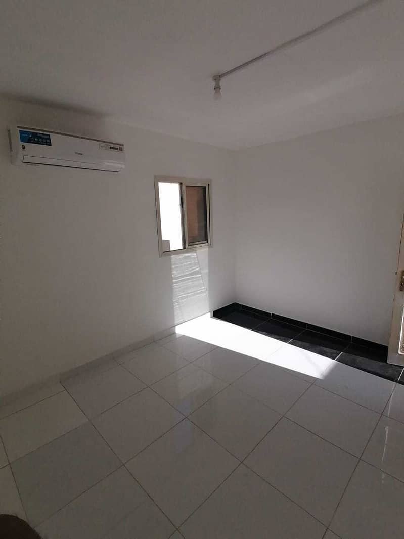 117 FOR RENT incloud  Studio in backe side unvirsal Hospital  delma strret 12 payment