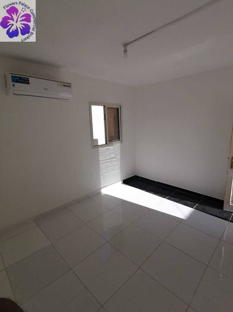 120 FOR RENT incloud  Studio in backe side unvirsal Hospital  delma strret 12 payment