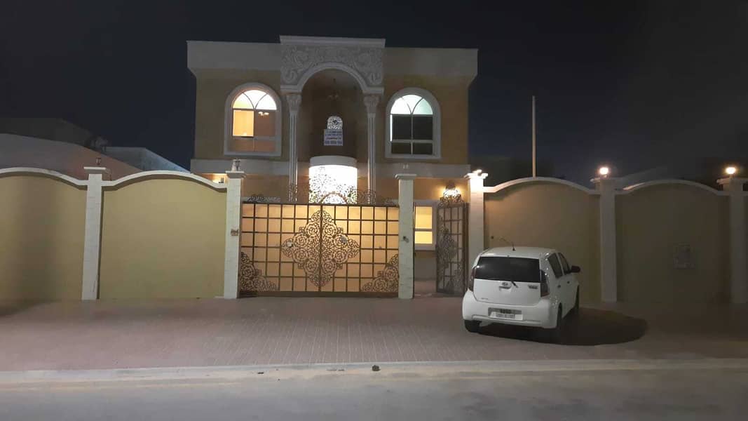 villa for  rent at Al Humaidiyah 2 - Ajman   excellent area , without air conditioning