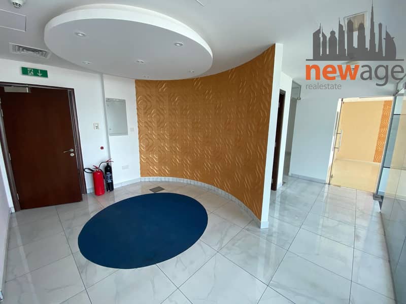 MEYDAN VIEW GLASS PARTITION OFFICE BUSINESS BAY
