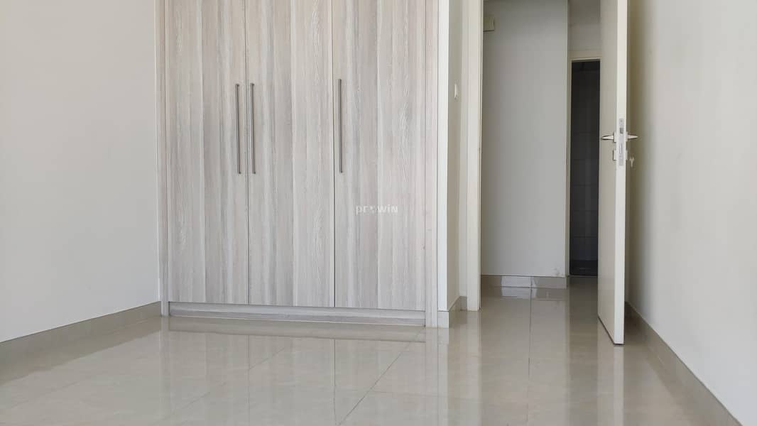 Exclusive Deal | KITCHEN APPLIANCES  | Pool View | Dewa Building | 4 Cheques !!!
