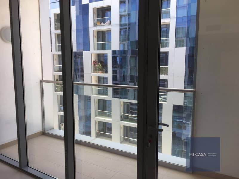 10 Available | Spacious and modern + balcony