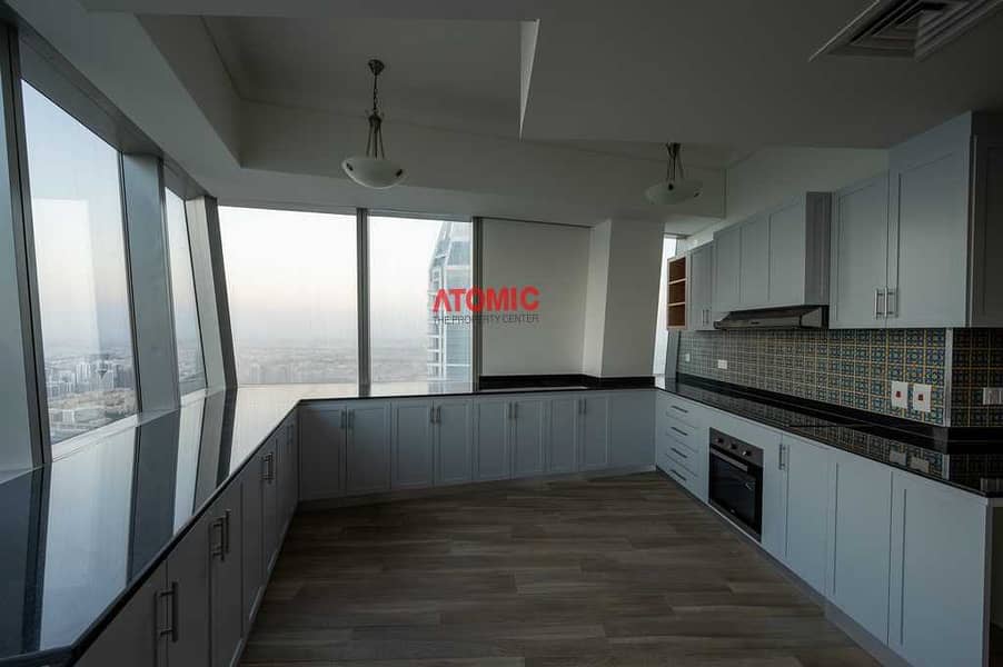 11 Upgraded 4 Br Duplex | Top Floor | Full Sea view