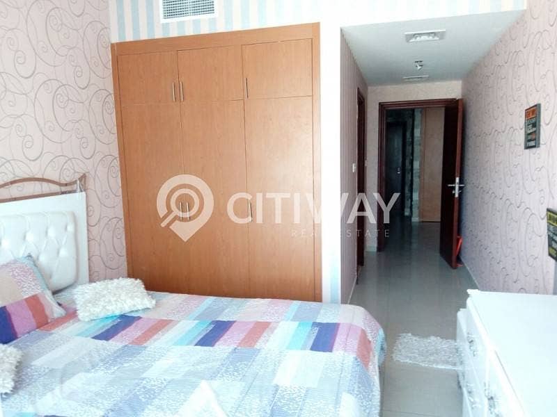 Fully Furnished Apartment with Lake View on a High Floor