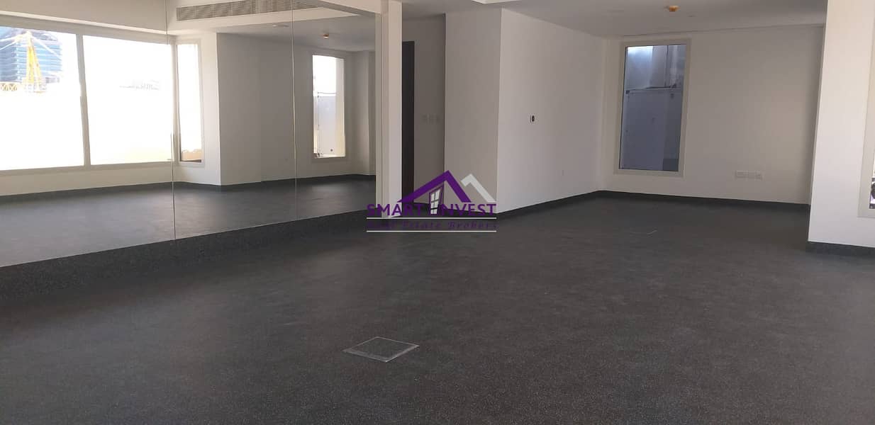Brand new unfurnished  2 BR+laundry Apt for rent in Al Satwa for AED 68k/Yr
