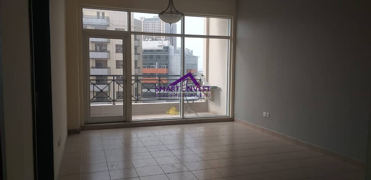 Unfurnished 1 BR Apt for rent in Barsha Heights (Tecom) for 50k/yr