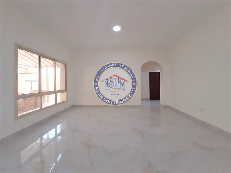 Квартира в Аль Мушриф, 2 cпальни, 58999 AED - 5402748
