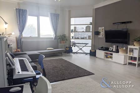 2 Bedrooms | Vacant on Transfer | Upgraded