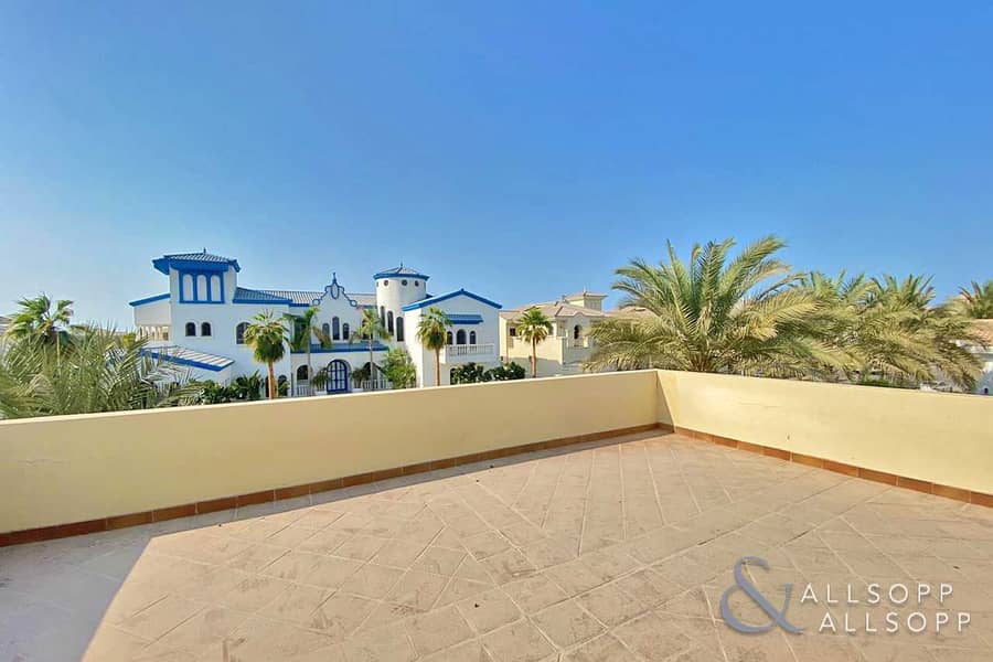 8 Genuine Listing | Newly Refurbished | Atlantis View