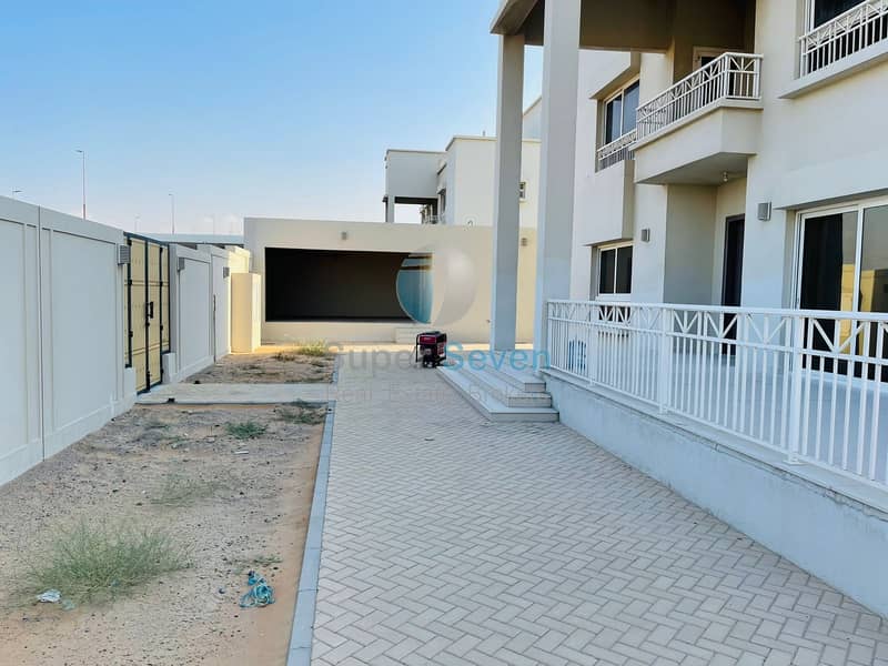 Independent 5-Bedroom villa for rent Barashi Sharjah