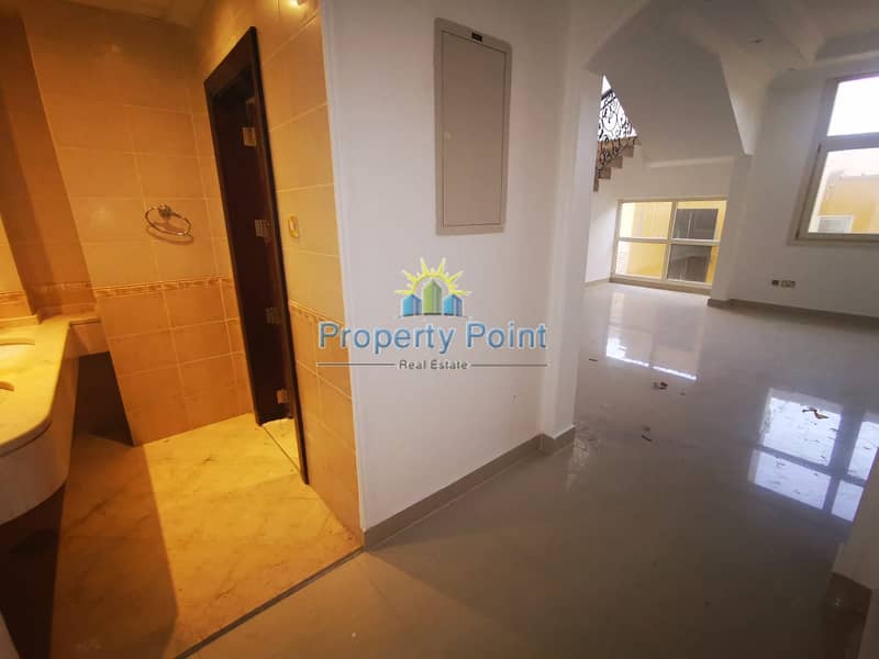 Huge Commercial Villa for RENT | Large Hall and Rooms | Perfect Location for Business | Private Parking | Muroor Road