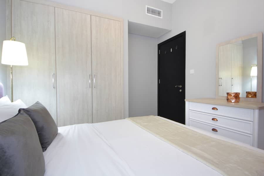 10 Bedroom