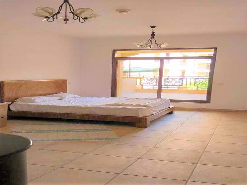 2 Big Balcony | Full Pool View | Up to 6 Cheques