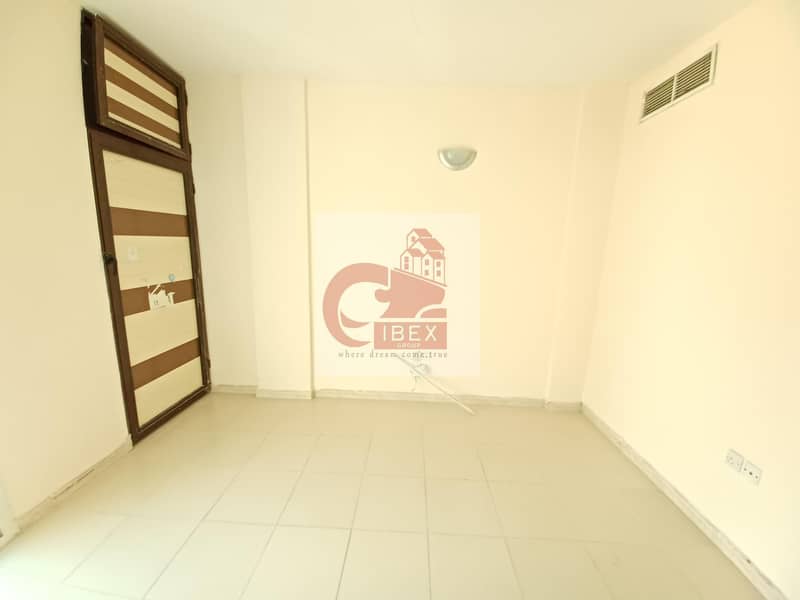Very likely 1bhk apartment just 20k with balcony at prime location Muwaileh sharjah