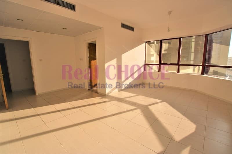 Hot Deal! 4 Cheques 3BR w/Balcony @70k | Family Building