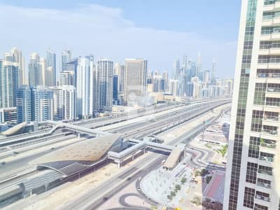 مکتب  للبيع في أبراج بحيرات الجميرا، دبي - Vacant I Amazing View I Next to Metro I High Floor