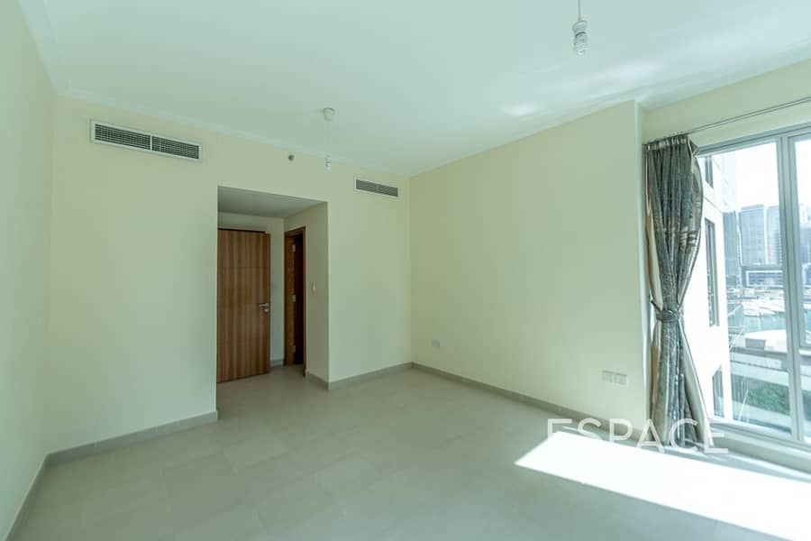 9 Spacious 1 Bed | Chiller Free | Low Flor