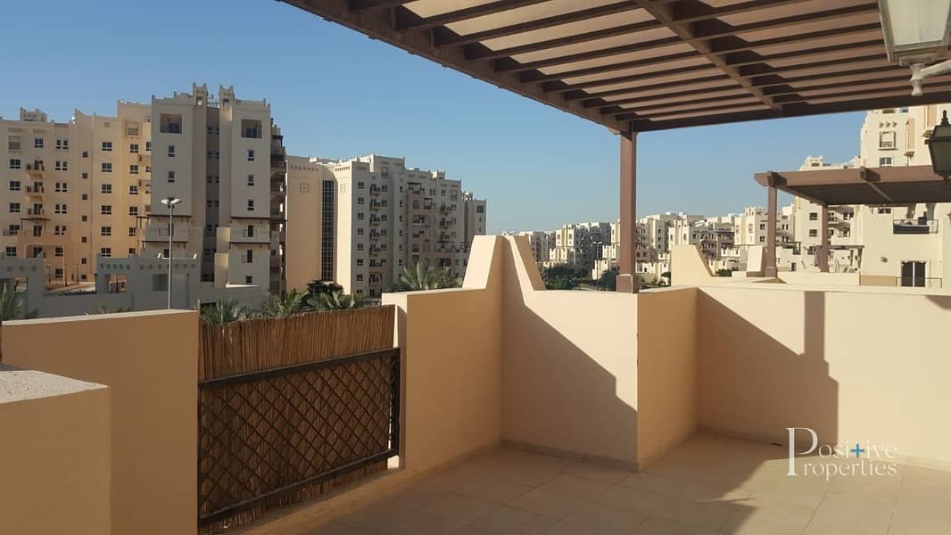 9 2 Bed | Balcony  | Semi Closed Kitchen | Terrace