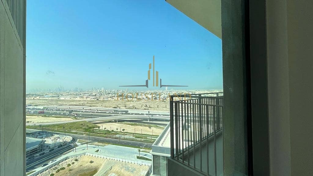 Large Living Area | Balcony With Burj Al Arab View