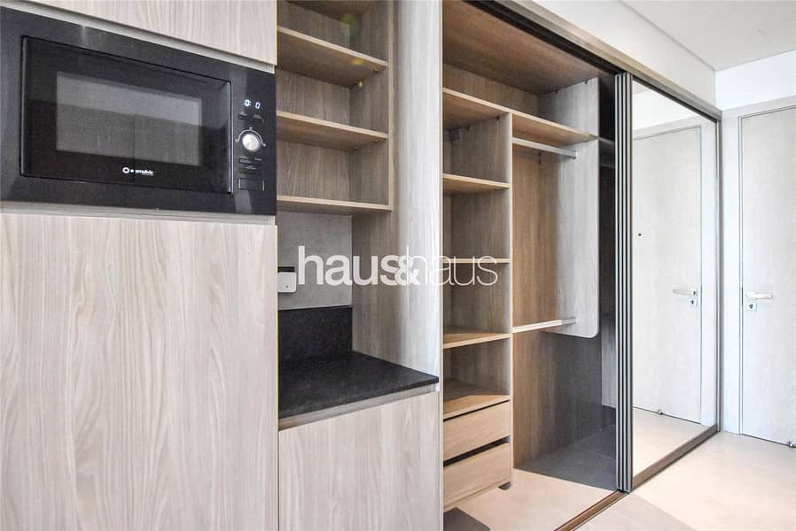 9 Furnished Studio | Smart Home | High Spec