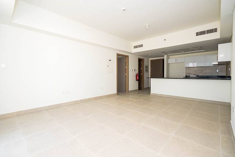 Direct from Owner!Modern Apartment with Superb Facilities