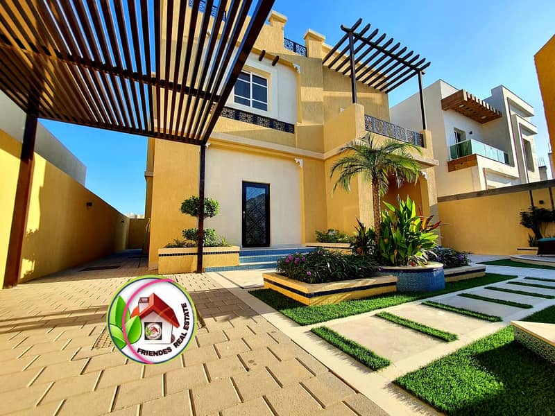 Villa for sale, very personal finishing, with furniture and air conditioners, and everything is the first inhabitant and free ownership for all nation