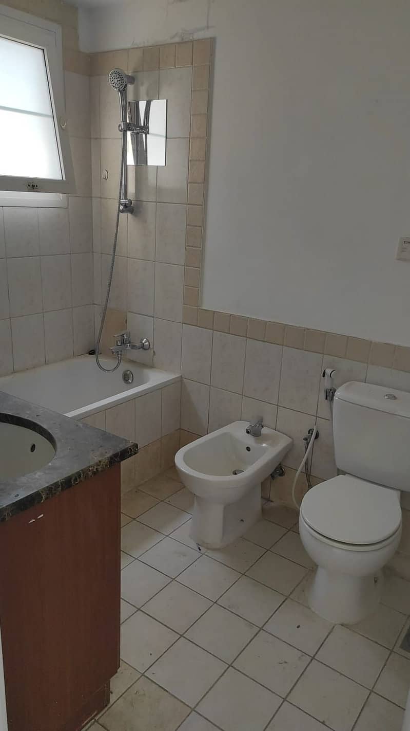 2 bathroom