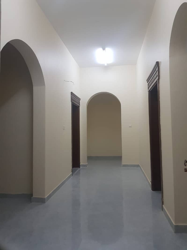 Excellent 3 Bedroom Hall with 2 Bathrooms in Al Shamkha