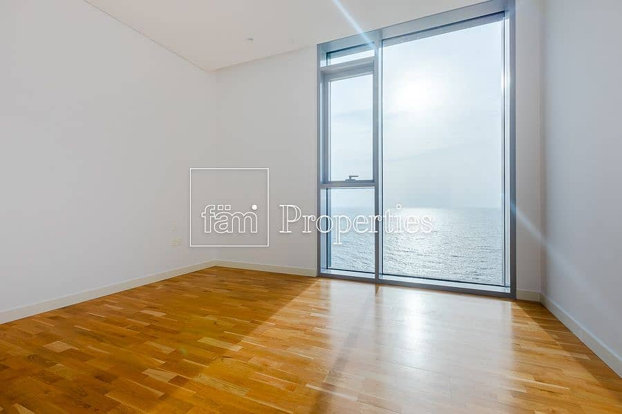 4 4BR Apartment with Full Panoramic Sea View