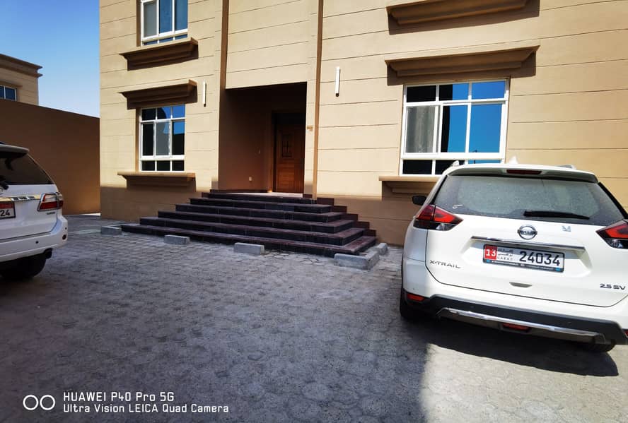 LAVISH ESCELLENT SEPARATE ENTRANCE GROUND FLOOR FULL OF VILLA 3BHK WITH SEPARATE MAJLIS ,LIVING ROOM, MAID ROOM AT MBZ 90K