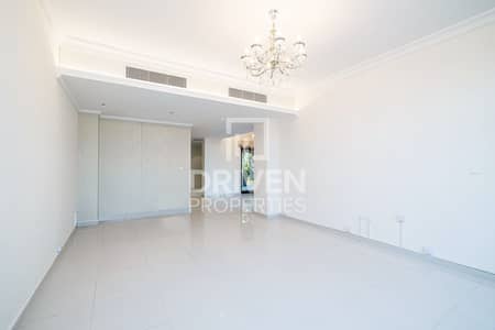 4 Bedroom Villa for Sale in DAMAC Hills, Dubai - Fully Upgraded Corner Villa W/ Huge Plot