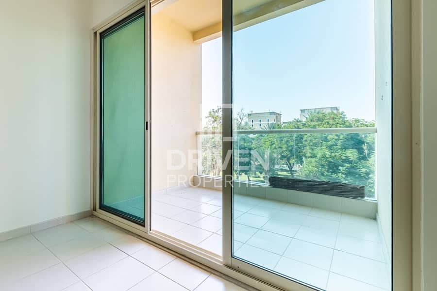 6 Park Facing Apt and Garden View | Vacant