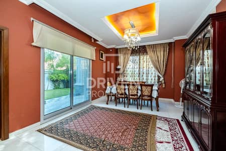 5 Bedroom Villa for Sale in Dubailand, Dubai - Upgraded Single Row Villa | Next to Park