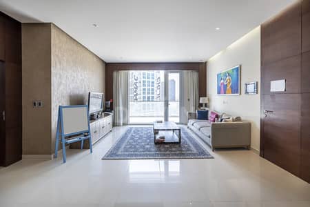 شقة 2 غرفة نوم للبيع في الخليج التجاري، دبي - Furnished and Huge | Study + Maid's Room