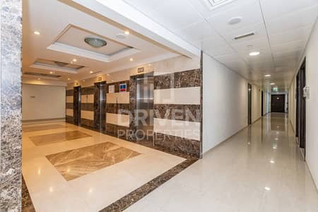 مکتب  للبيع في الخليج التجاري، دبي - Fitted Office in Churchill Tower