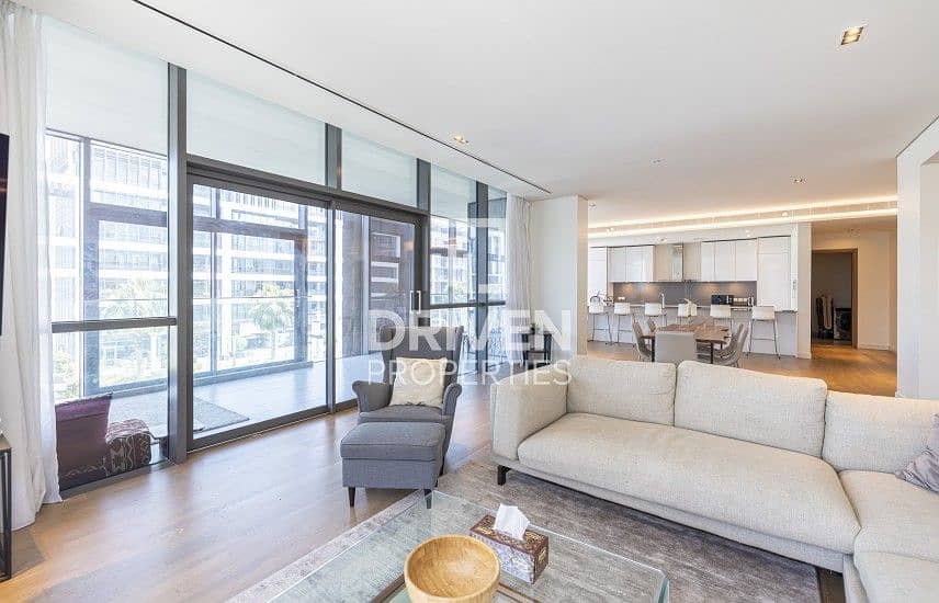 12 Fully Furnished Apt with Boulevard Views